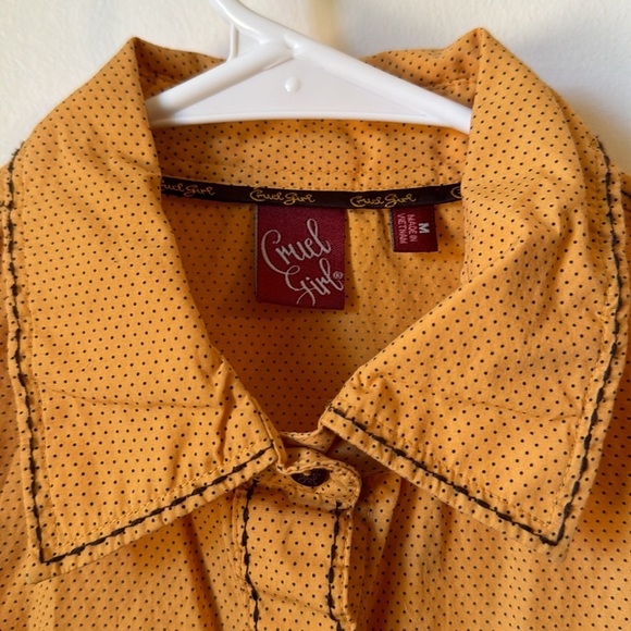 Western Cruel Girl button up long sleeve Medium Cowgirl Rodeo Country yellow EUC - Picture 4 of 7